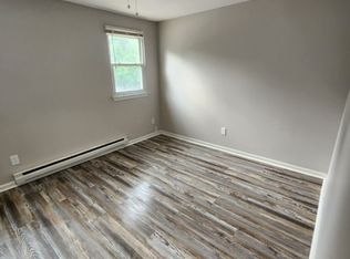 676 Tara Dr #1, Sicklerville, NJ 08081