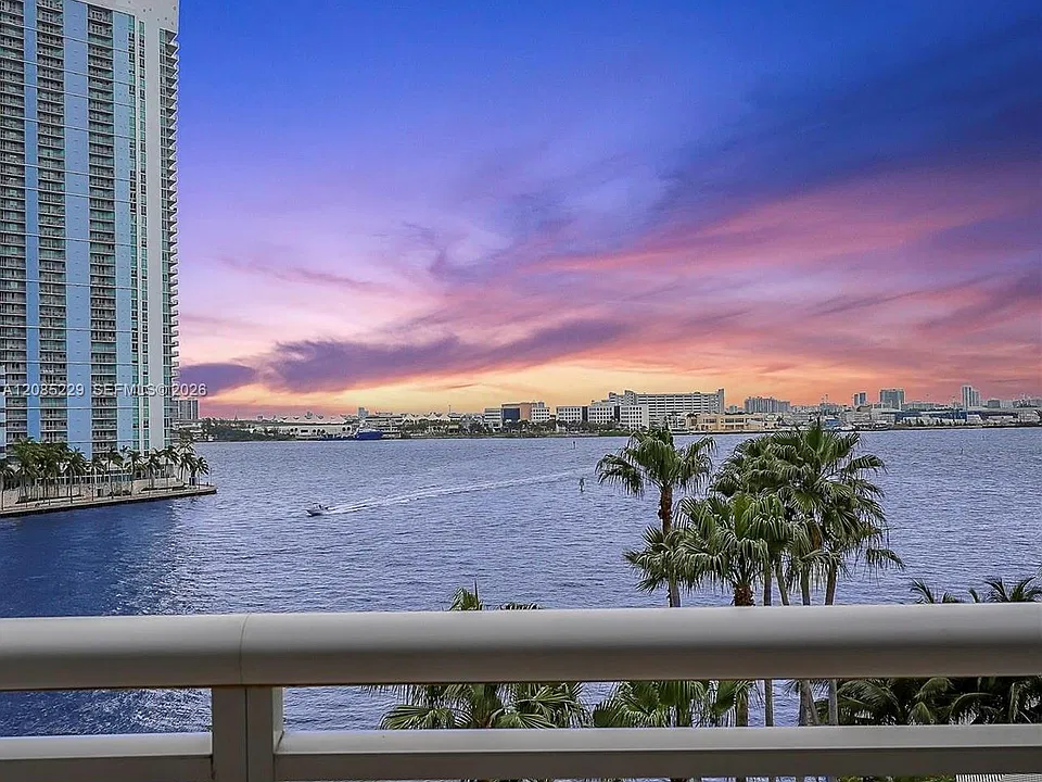 901 Brickell Key Blvd #608
