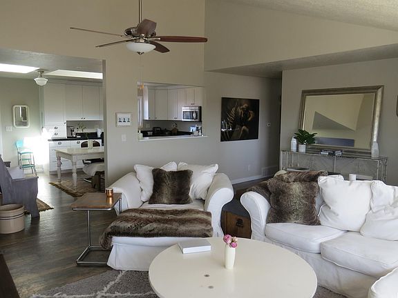 3rd image of 3665 Colter Dr