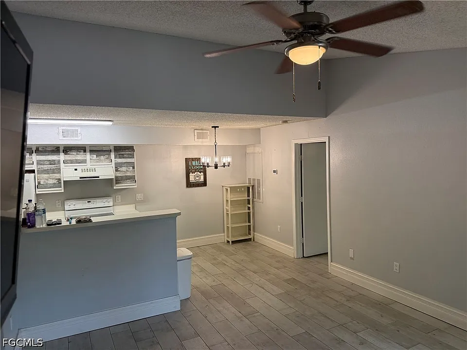 12520 Equestrian Cir #306