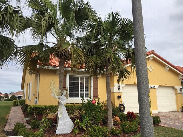1st image of 6465 Oxford Cir