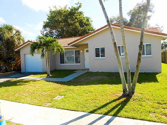 2nd image of 22480 SW 65th Ave