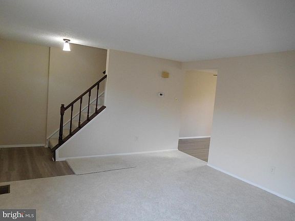 3rd image of 13603 Bentley Cir