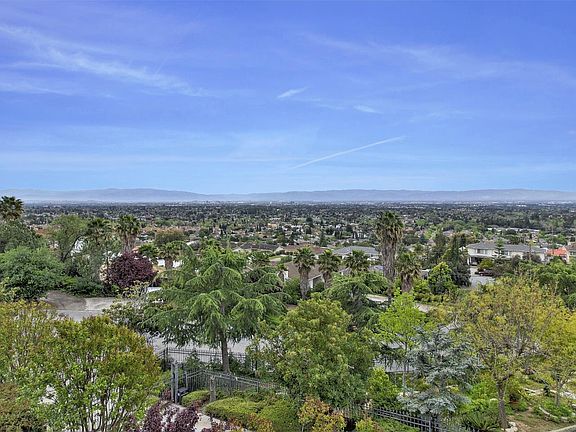 3rd image of 3471 Canyon Creek Dr
