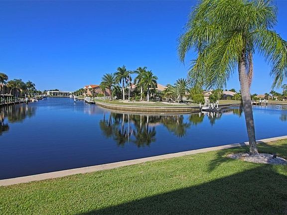 4th image of 1333 Mediterranean Dr #B