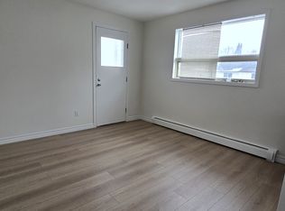 23 Rutherford Dr #A, Kitchener, ON N2A1P8