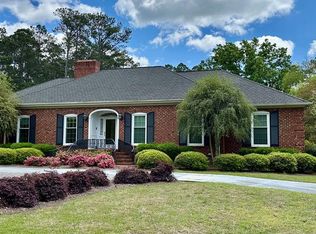 107 Northwoods Rd, Greenwood, SC 29649