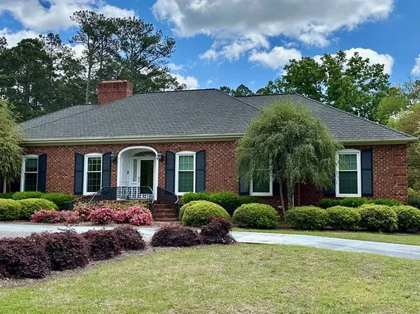 107 Northwoods Rd, Greenwood, SC 29649