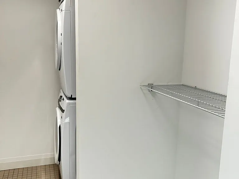 1333 Weber St E #905 — Photo 10