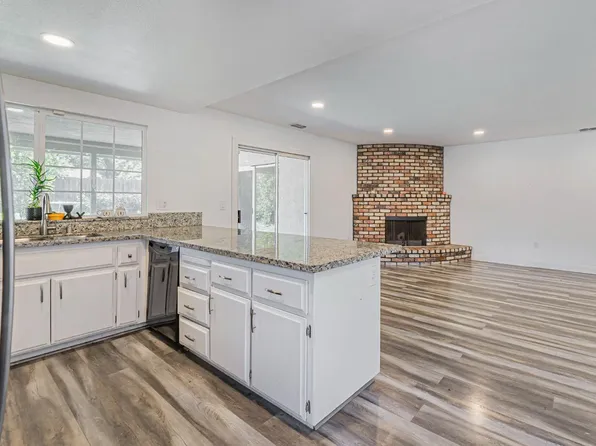 8868 Pershing Ave, Orangevale, CA 95662