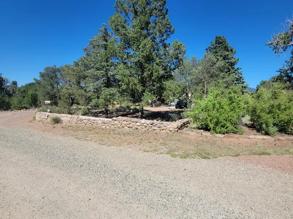 1465 Seville Rd, Santa Fe, NM 87505