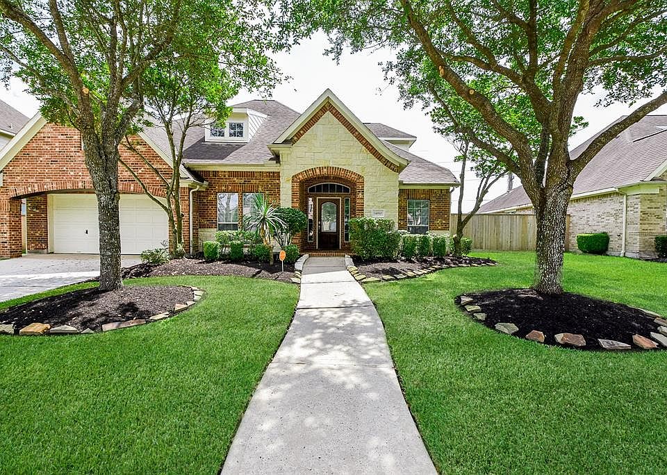 1st image of 14810 Winston Falls Ln
