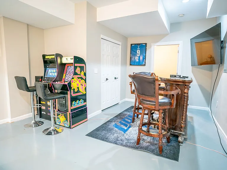 80 Adrians Ln #BASEMENT — Photo 28
