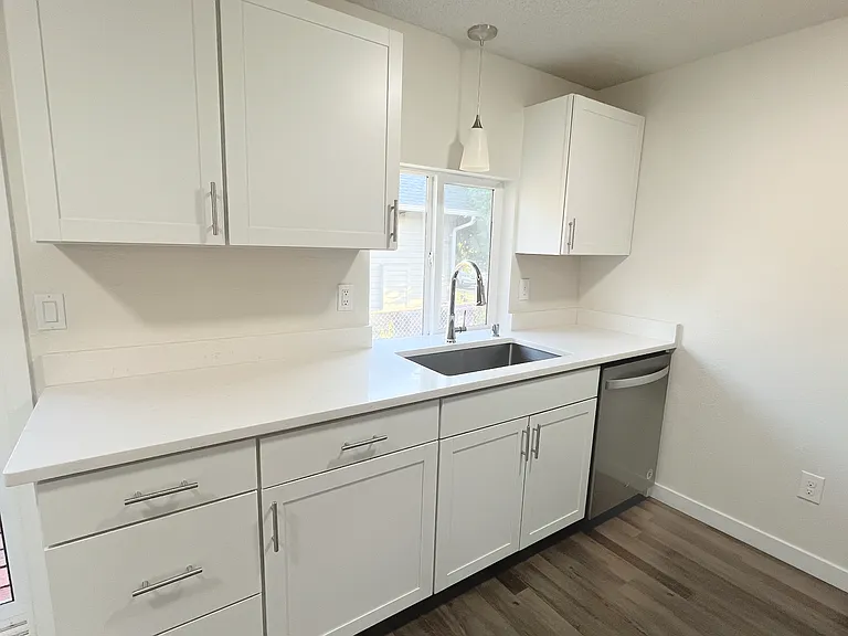 4809 S M St #A — Photo 5