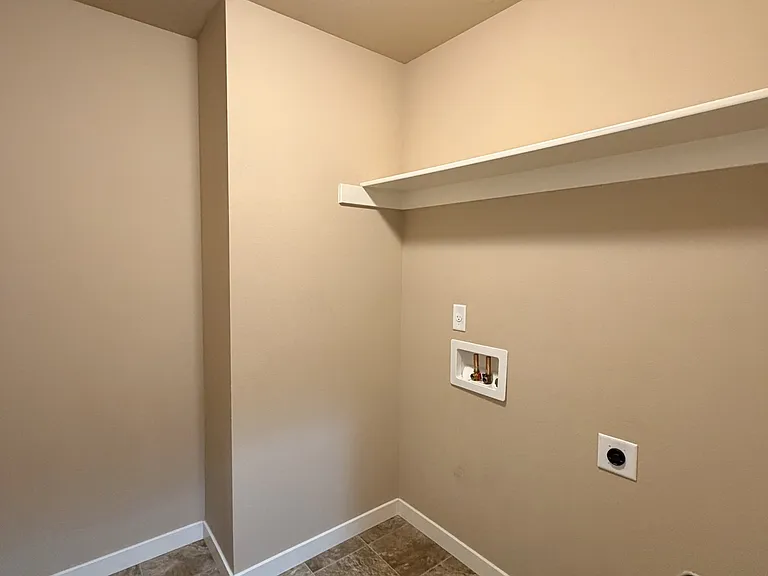 7207 Spencer Ave NE #1 — Photo 31