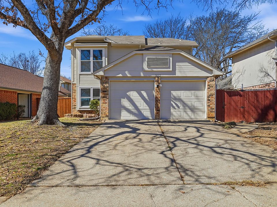 1st image of 952 Ramblewood Dr