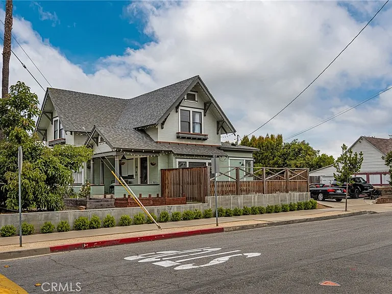 390 N Cambridge St — Photo 48