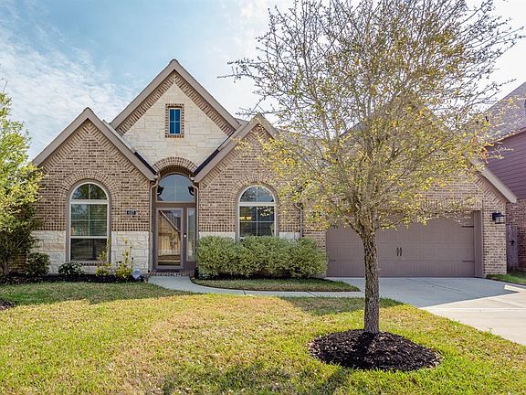 3rd image of 4107 N Creekmont Dr