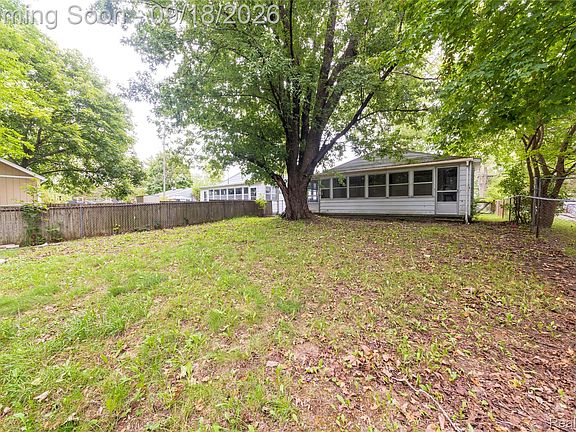5th image of 7555 Ore Lake Rd