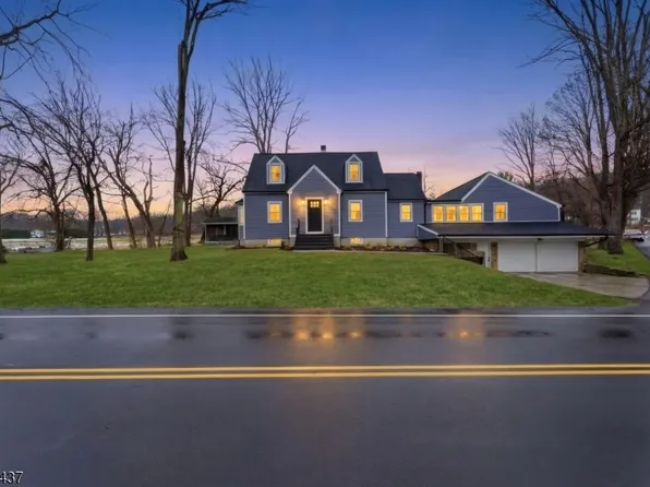 1821 Belvidere Rd, Lopatcong Twp., NJ 08865