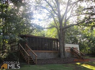 96 Songbird Ln, Hartwell, GA 30643