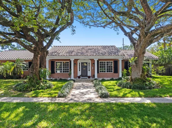 1000 W Royal Palm Road, Boca Raton, FL 33486