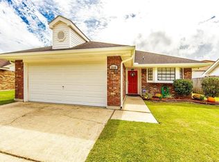 2540 Long Branch Dr, Marrero, LA 70072