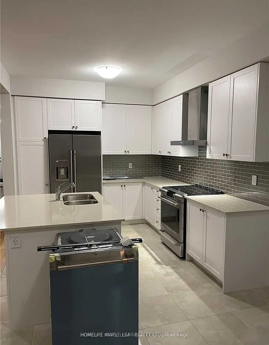 4 bed, $3,200 — Photo 4