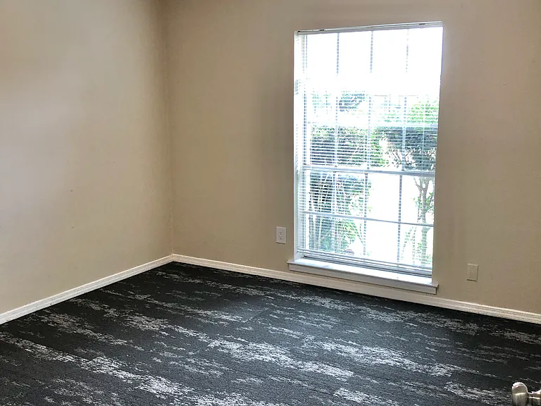 613 Trail View Ln — Photo 23