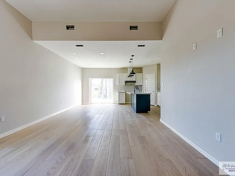 3528 Hidalgo St #C — Photo 2