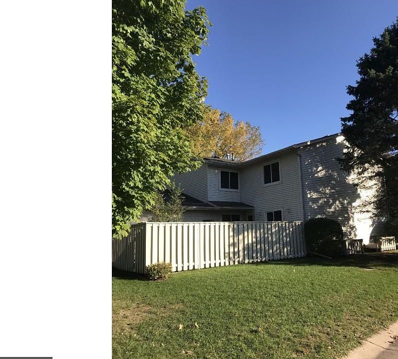 1st image of 884 Monterey Dr #0