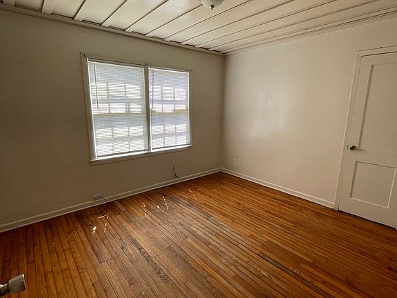 3rd image of 1910 13th St
