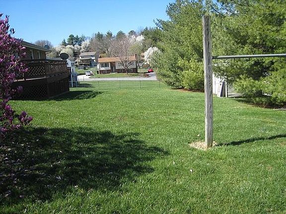 3rd image of 5436 N Garden Ln