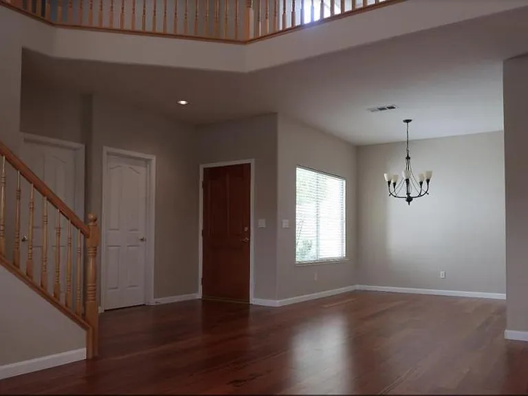 Entry, formal dinning