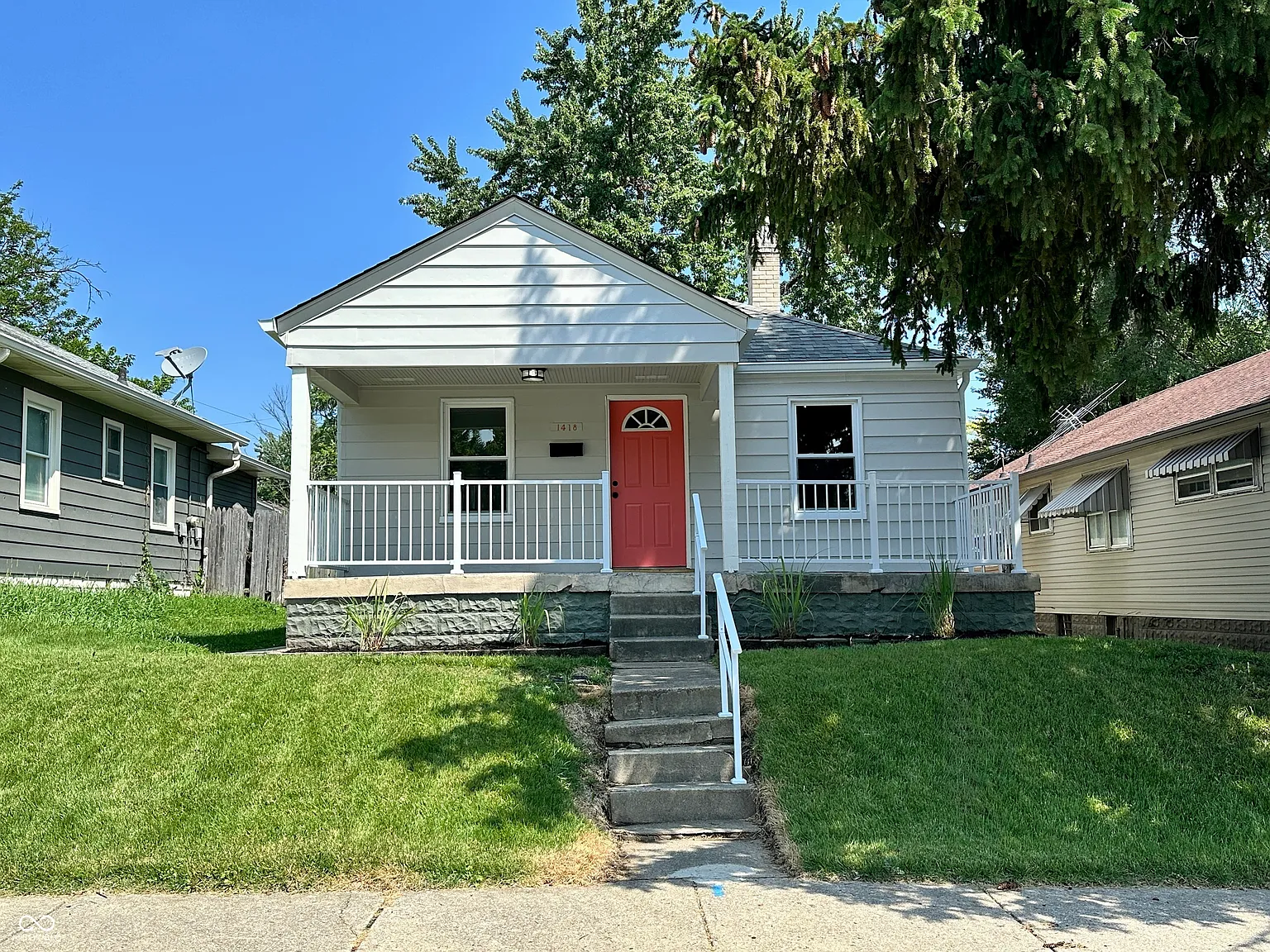 1418 E Southern Ave photo 1