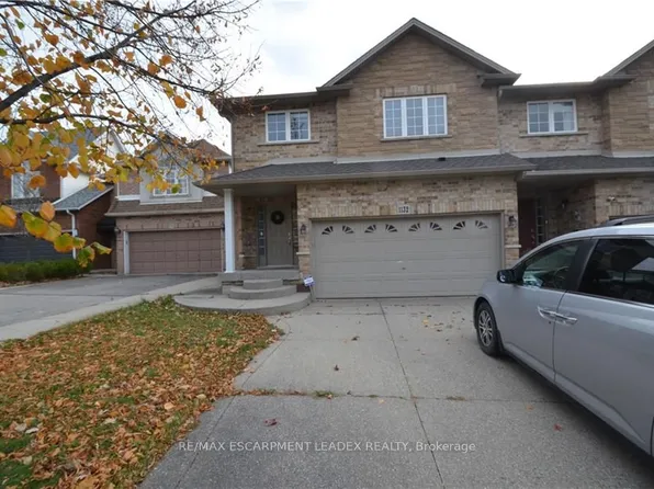 1132 Harrogate Dr, Hamilton, ON L9K 1N1