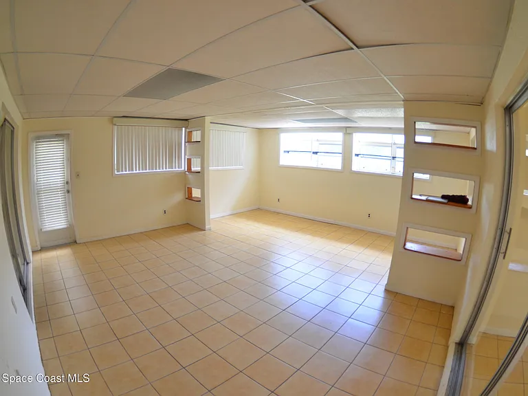300 Darrow Ave — Photo 12