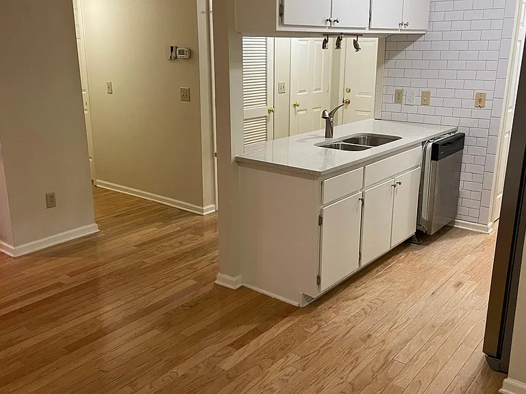 274 Hillsboro Pl #274 — Photo 6