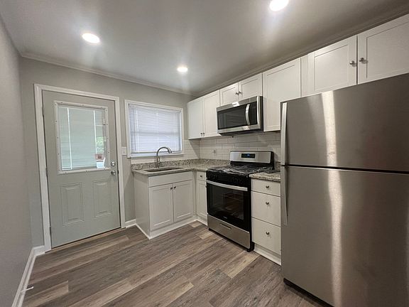 3rd image of 1300 S Main St #2