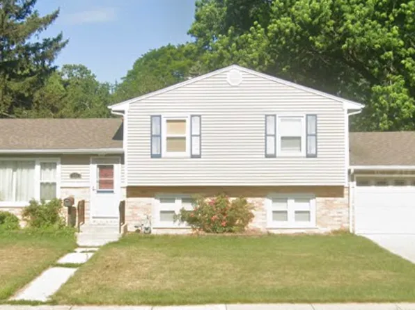 (undisclosed Address), Palatine, IL 60074