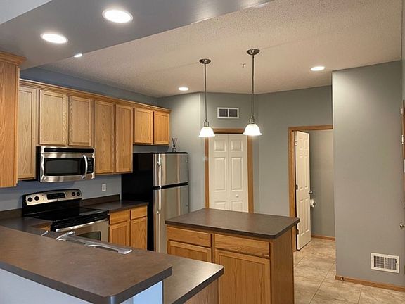 5th image of 4486 Rosemary Way N #5