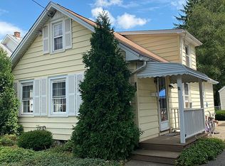 459 Pleasant Ave, Hamburg, NY 14075