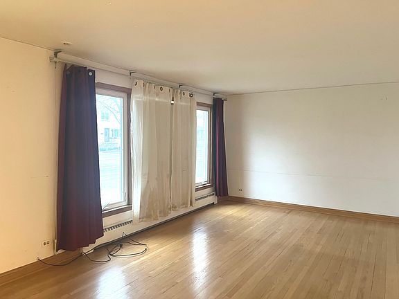 3rd image of 4256 N Odell Ave