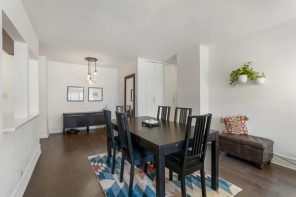 Sold by Julia B Fee Sotheby's International Realty | media 7
