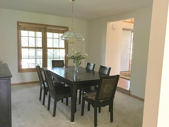 2nd image of 4775 McGreevy Dr