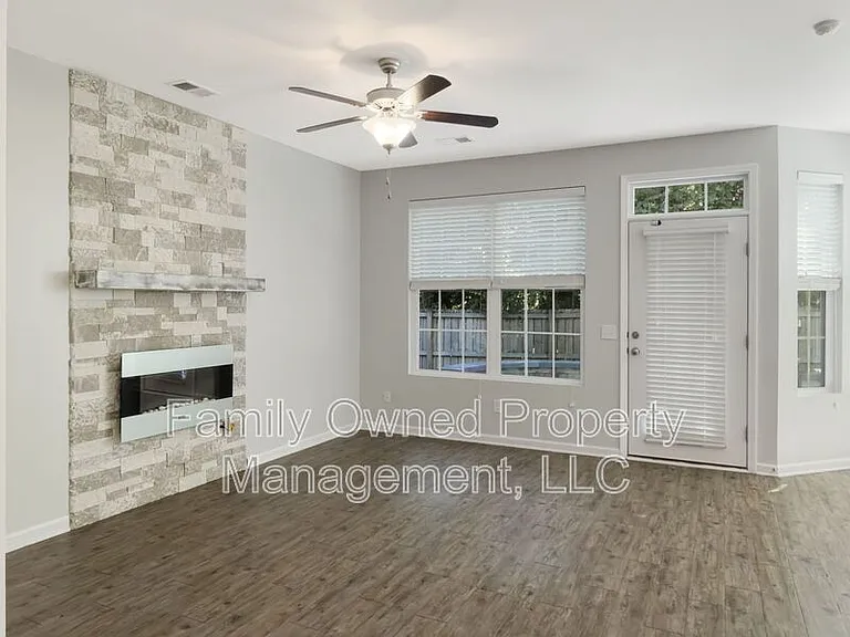 8968 Cat Tail Pond Rd — Photo 17