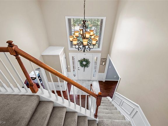 3rd image of 18447 Whitemarsh Ln