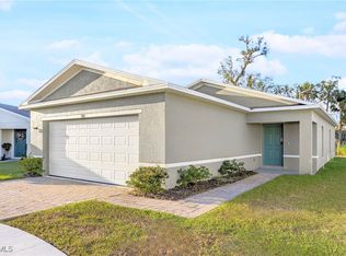 860 Friendship Cir, Labelle, FL 33935