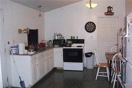2nd image of 1014 Barnett St