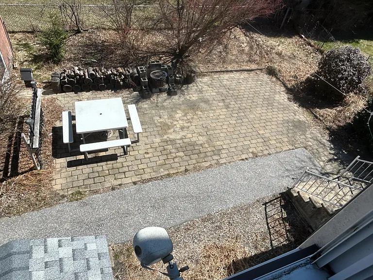 219 Mammoth Rd #1 — Photo 13